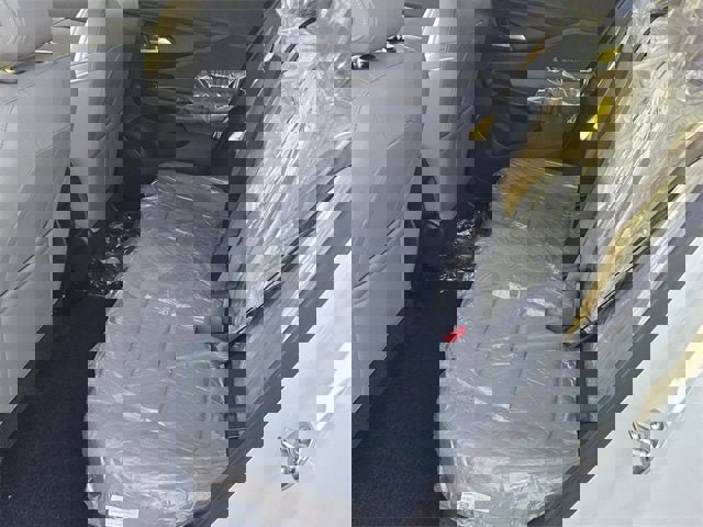 New 2025 Buick Envista Avenir image 10