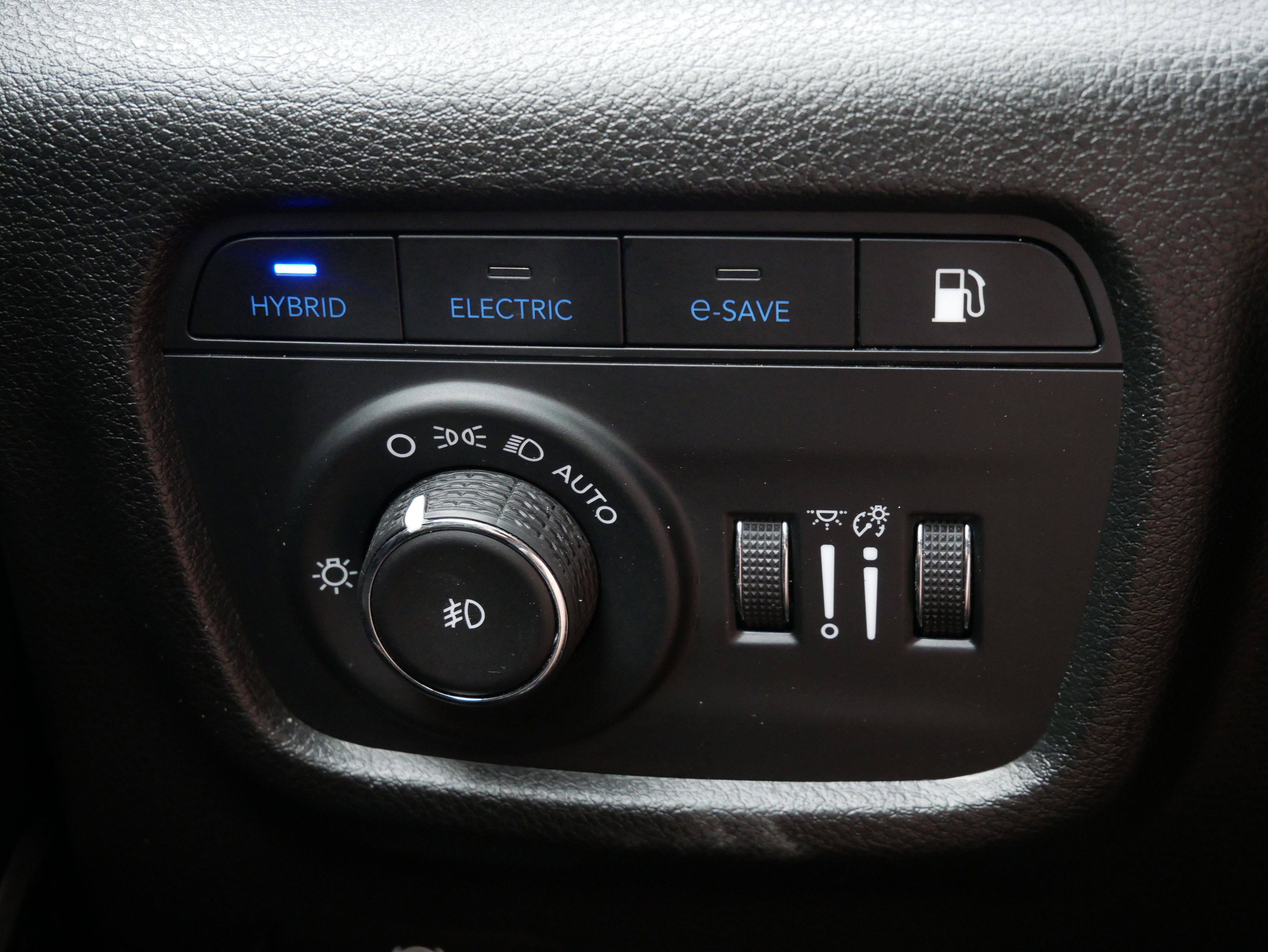 Used 2024 Jeep Grand Cherokee Limited 4xe image 14