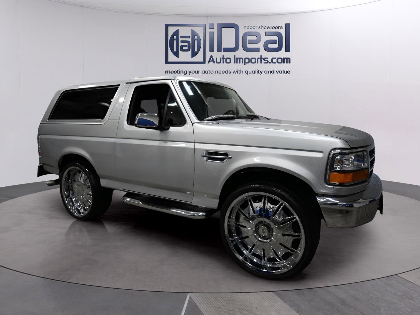Used 1993 Ford Bronco image 5