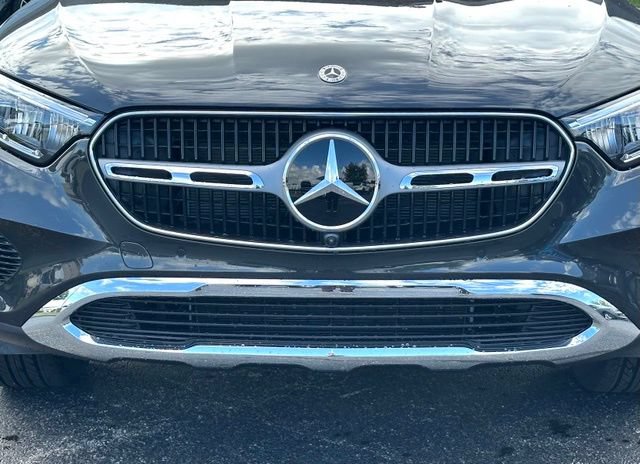 New 2027 Mercedes-Benz GLC 300 4MATIC image 4