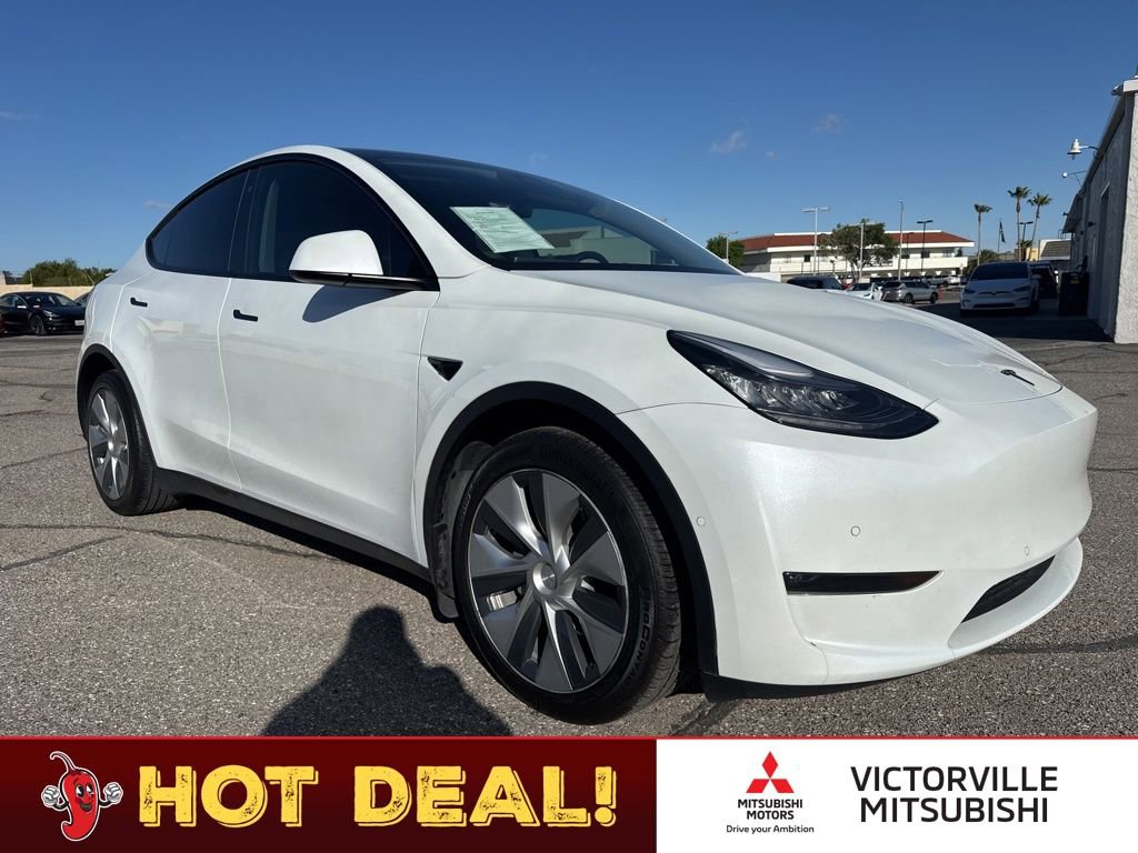 Used 2020 Tesla Model Y Long Range image 1