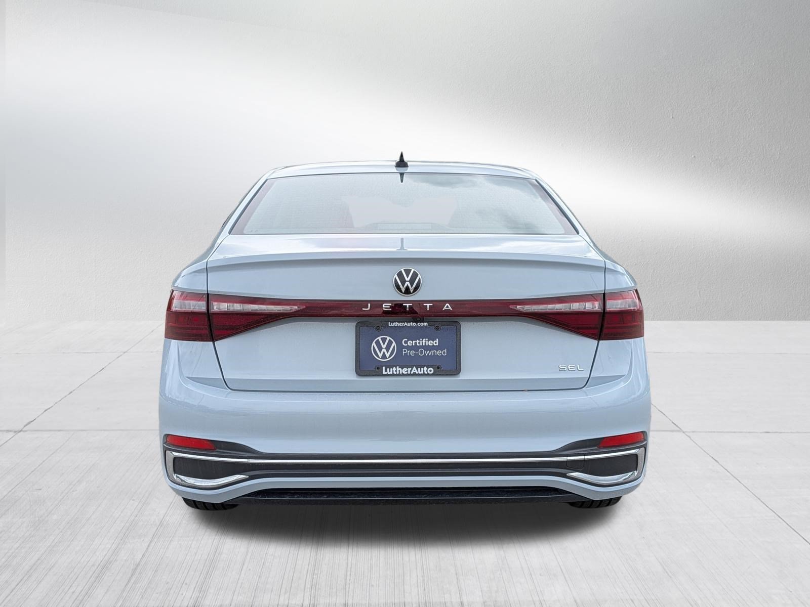 Used 2026 Volkswagen Jetta SEL FWD image 6