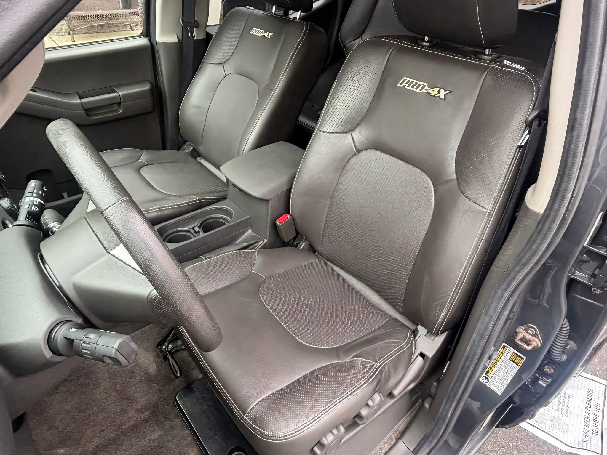 Used 2013 Nissan Xterra PRO-4X w/ Pro-4x Leather Pkg AWD/4WD image 16