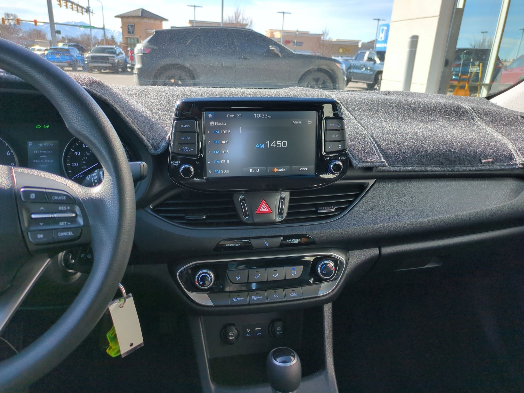 Used 2020 Hyundai Elantra GT image 26