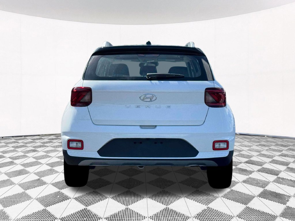 New 2026 Hyundai Venue SEL FWD image 10