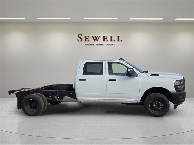 New 2026 RAM 3500 Tradesman image 5