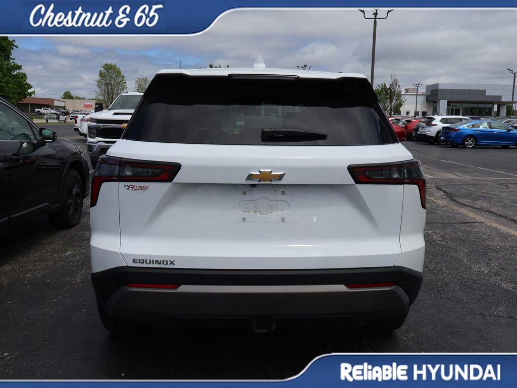 Used 2026 Chevrolet Equinox LT w/ LPO, Floor Liner Package FWD image 22