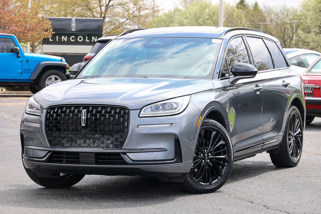 Used 2025 Lincoln Corsair Grand Touring w/ Jet Appearance Package image 18