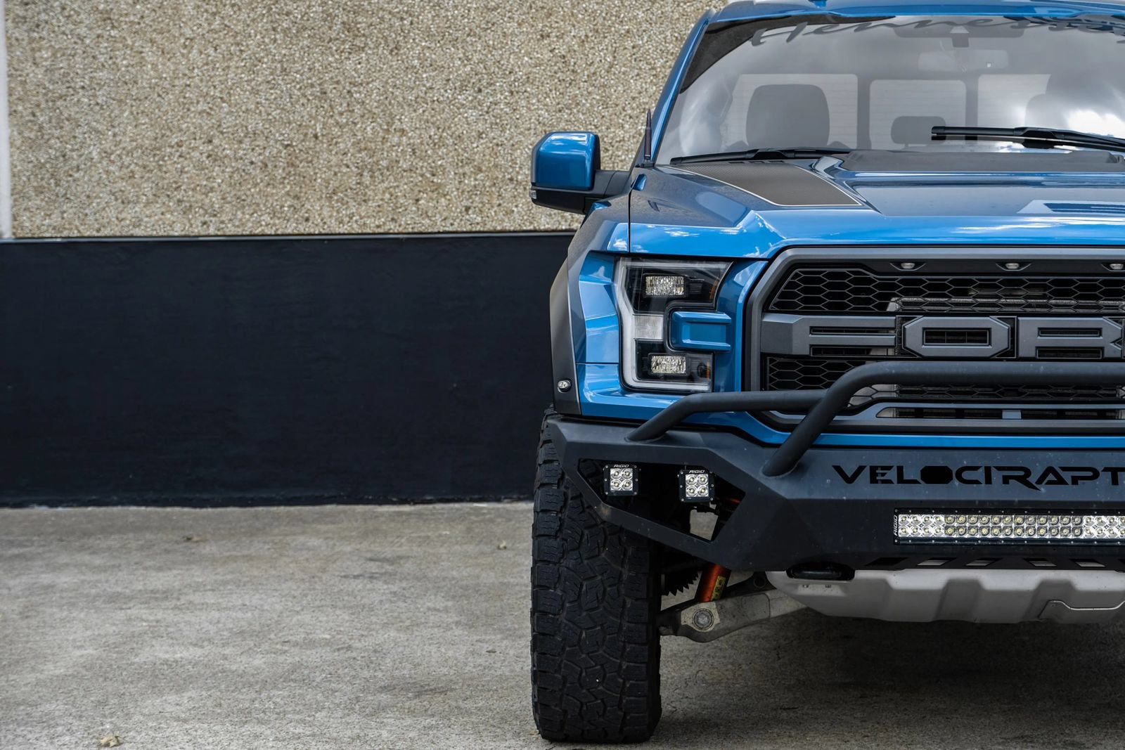 Used 2019 Ford F150 Raptor w/ Equipment Group 802A Luxury AWD/4WD image 44