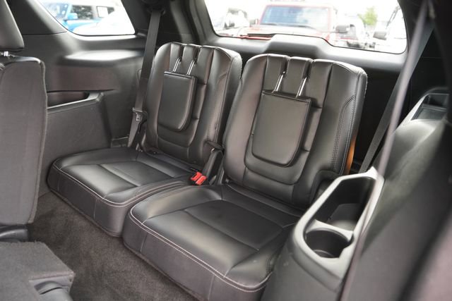 Used 2017 Ford Explorer Limited image 14