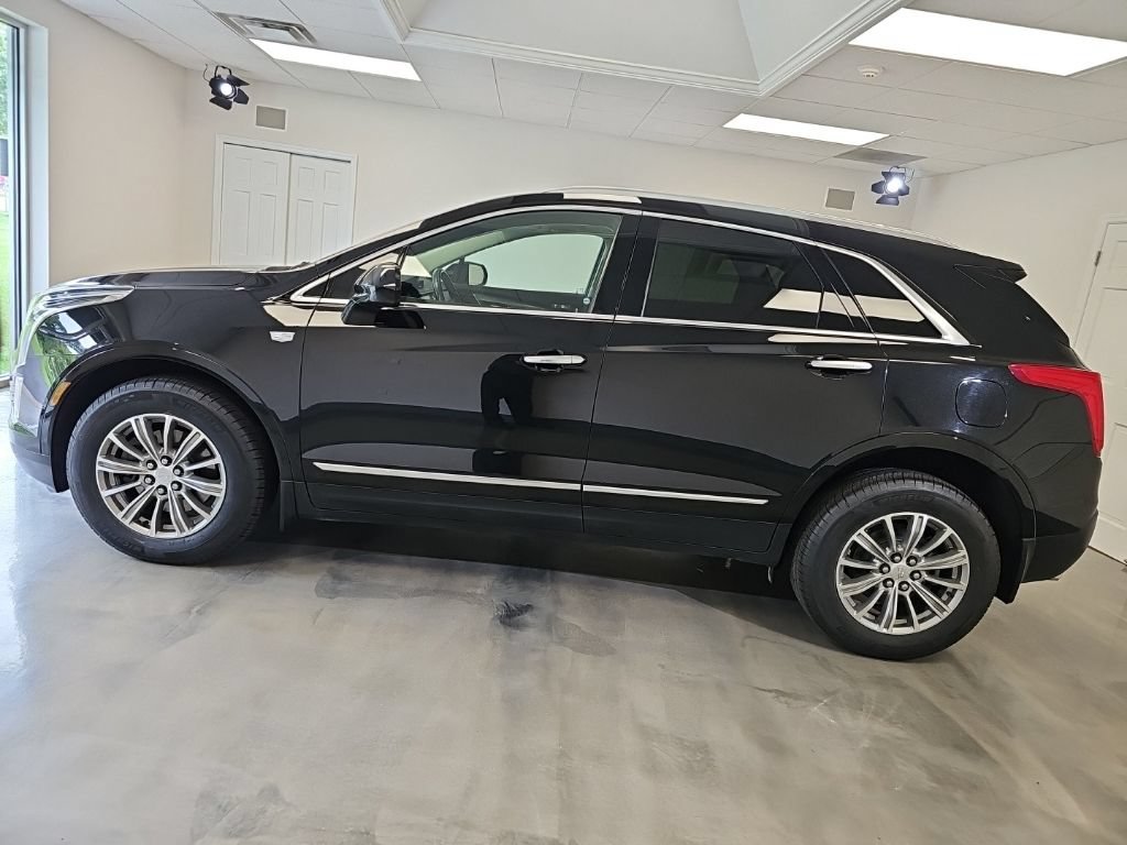 Used 2018 Cadillac XT5 Luxury w/ Driver Awareness Package AWD/4WD image 6