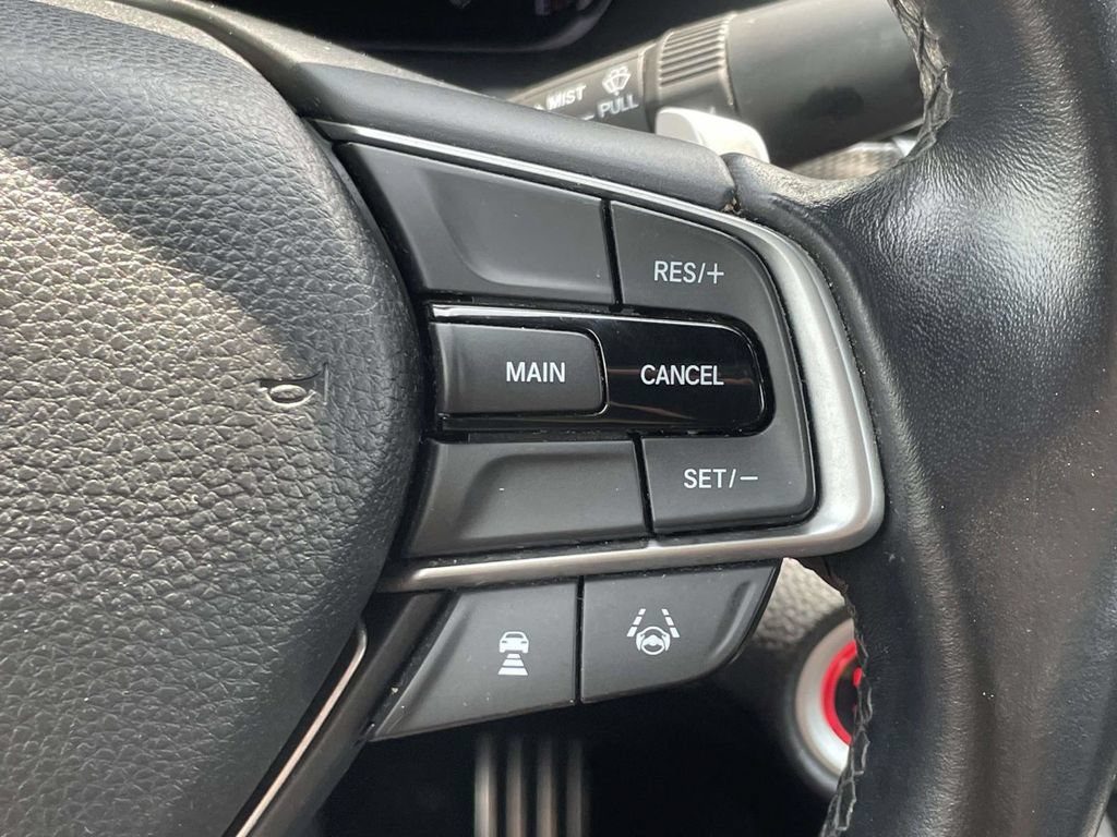 Used 2018 Honda Accord Sport image 32