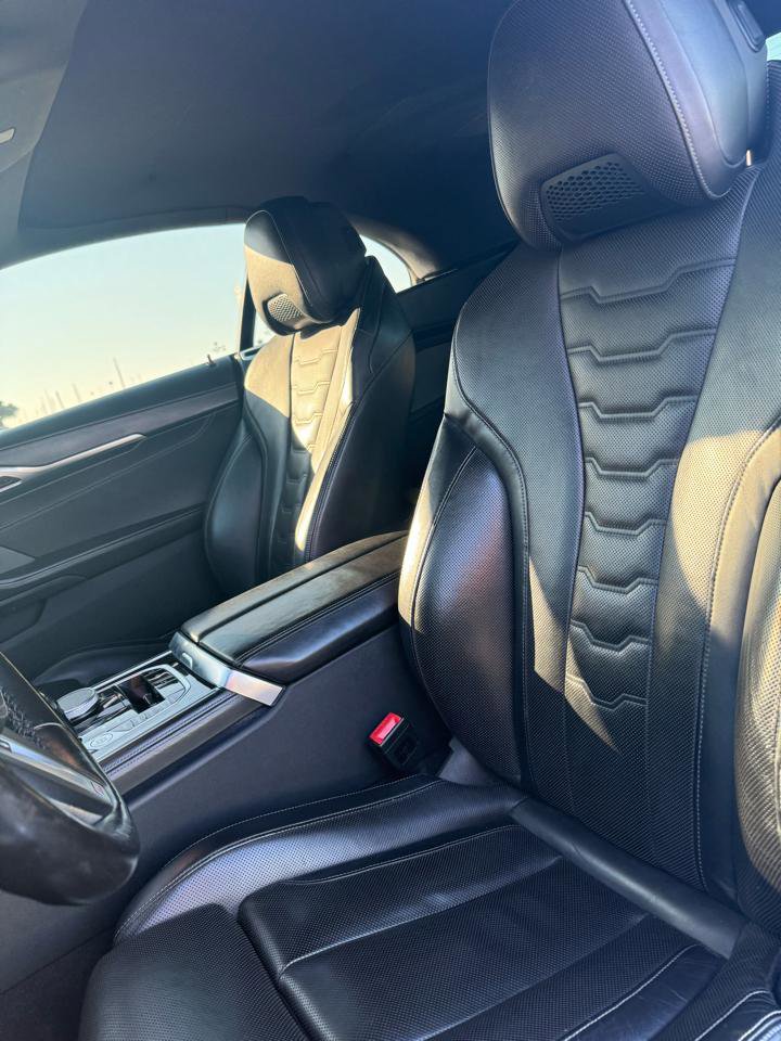 Used 2021 BMW M850i xDrive Convertible image 14