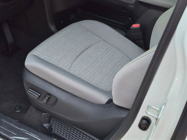 New 2026 Toyota Sienna LE FWD image 4