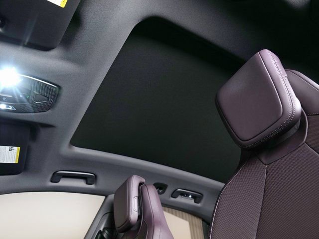 New 2025 Porsche Macan 4 Electric image 24