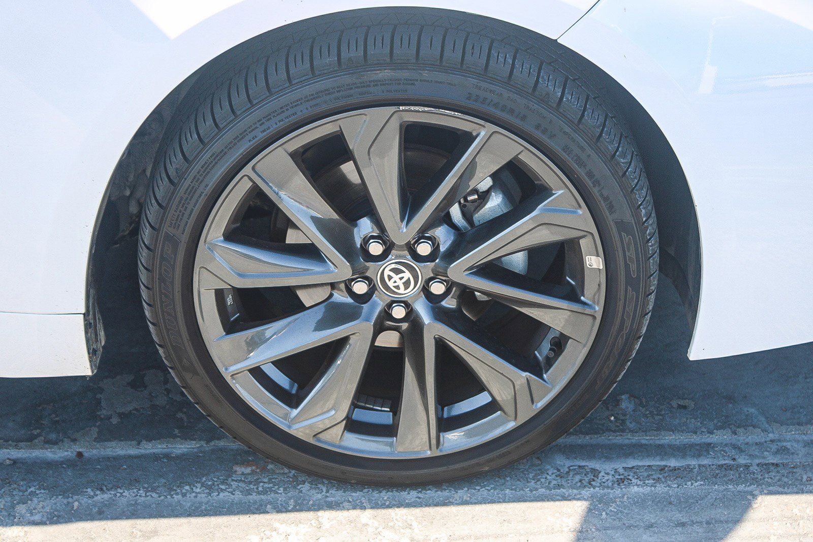 Used 2025 Toyota Corolla SE w/ Convenience Package image 17