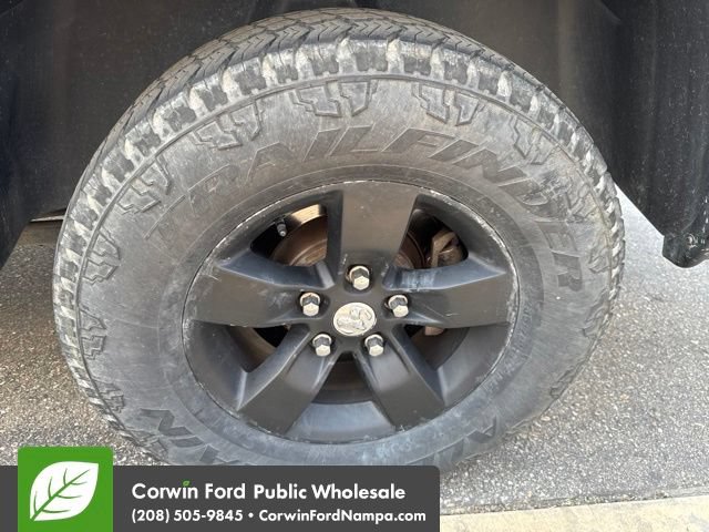Used 2016 RAM 1500 Express AWD/4WD image 12