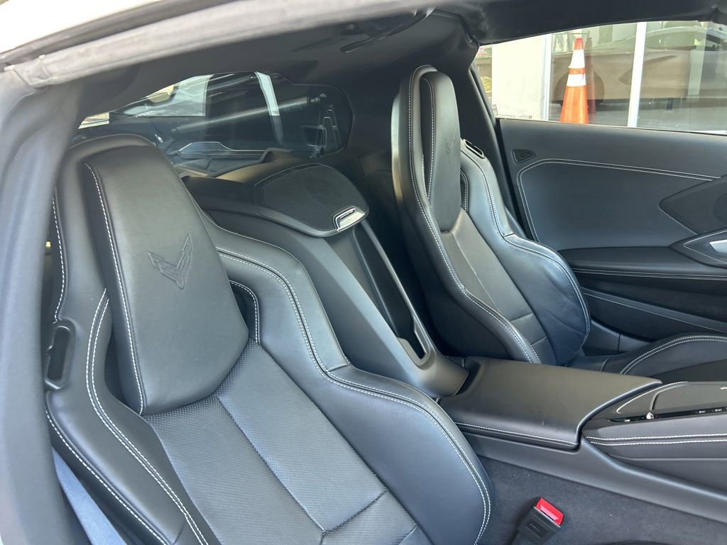 Used 2024 Chevrolet Corvette Stingray Coupe w/ Z51 Performance Package image 21