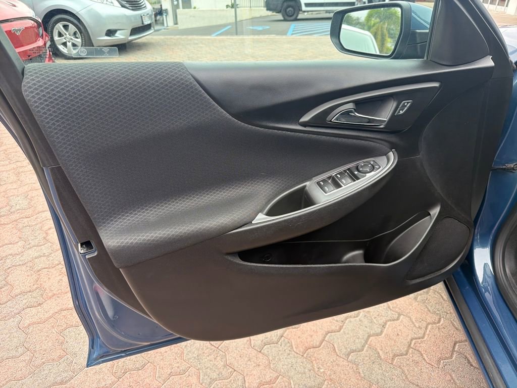 Used 2024 Chevrolet Malibu LT image 8