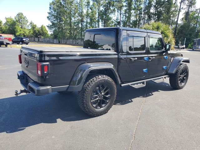 Used 2024 Jeep Gladiator Sport AWD/4WD image 6