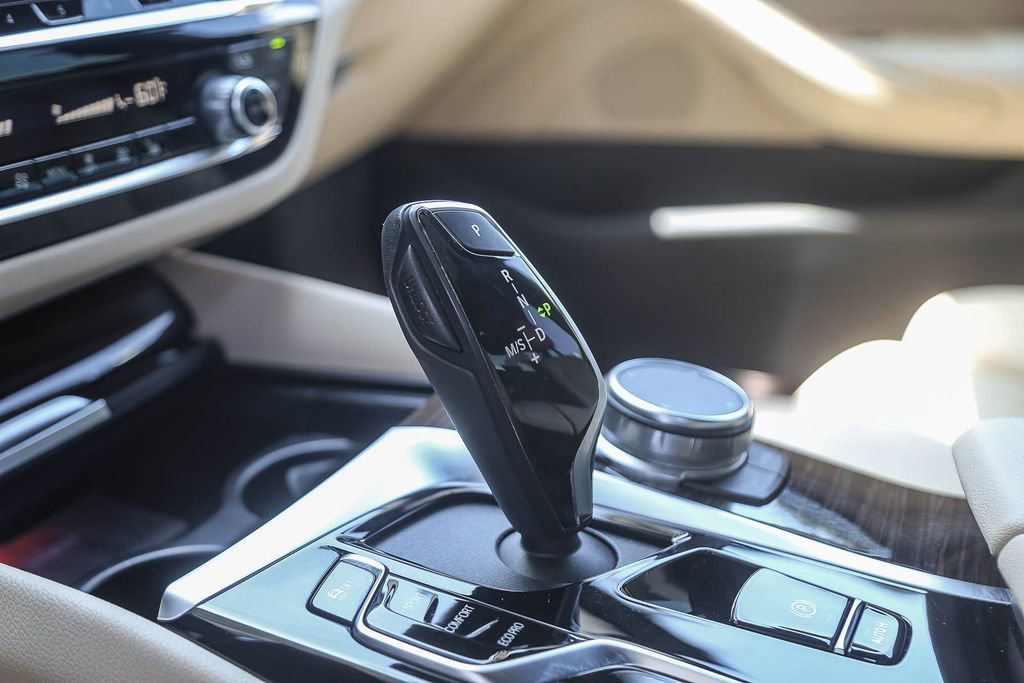 Certified 2023 BMW 530i w/ Convenience Package RWD image 19