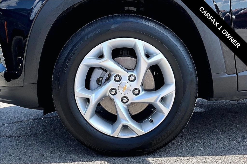 Used 2026 Chevrolet Trax LS w/ LS Convenience Package FWD image 32