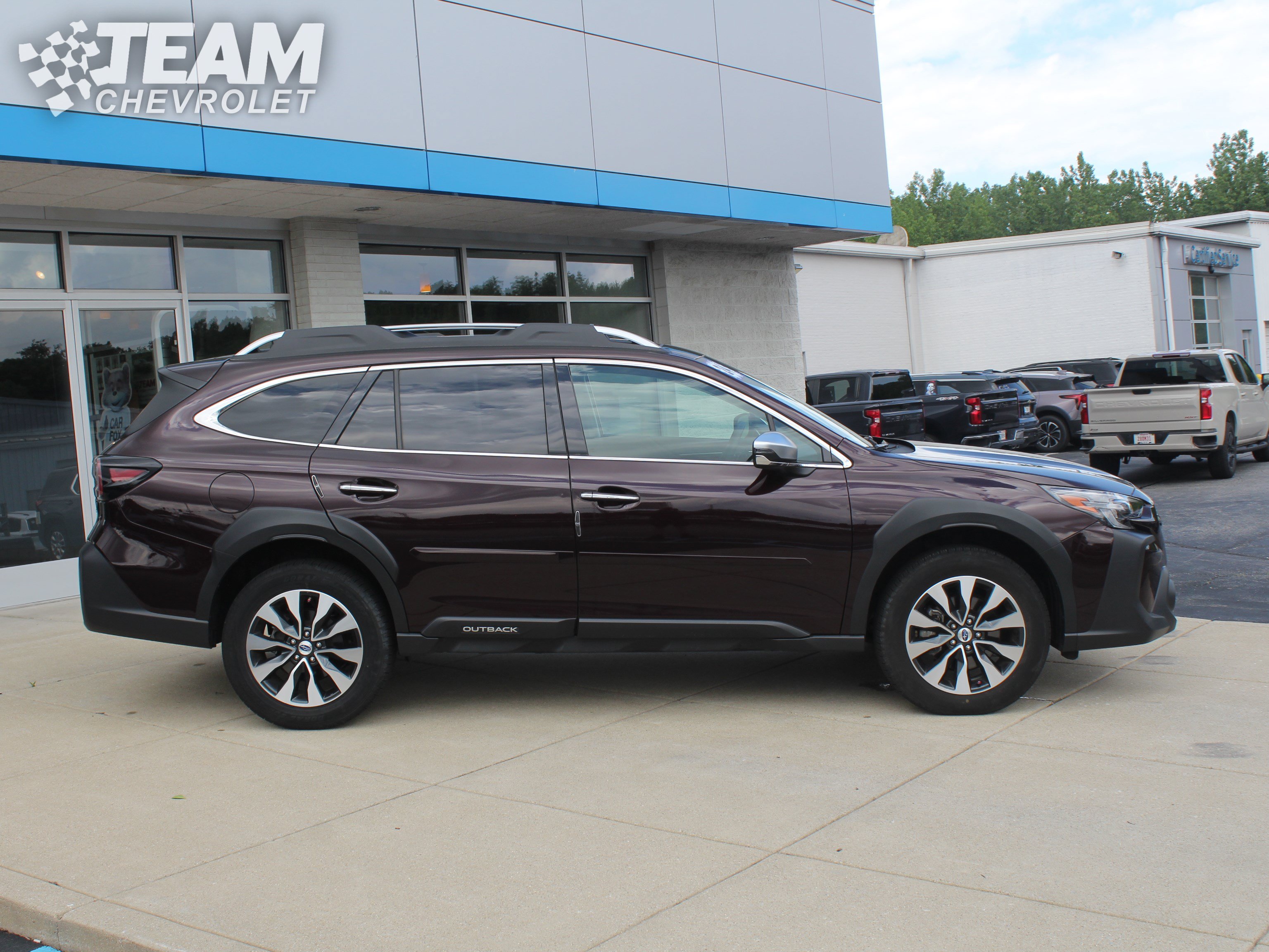 Used 2024 Subaru Outback Touring XT AWD/4WD image 3