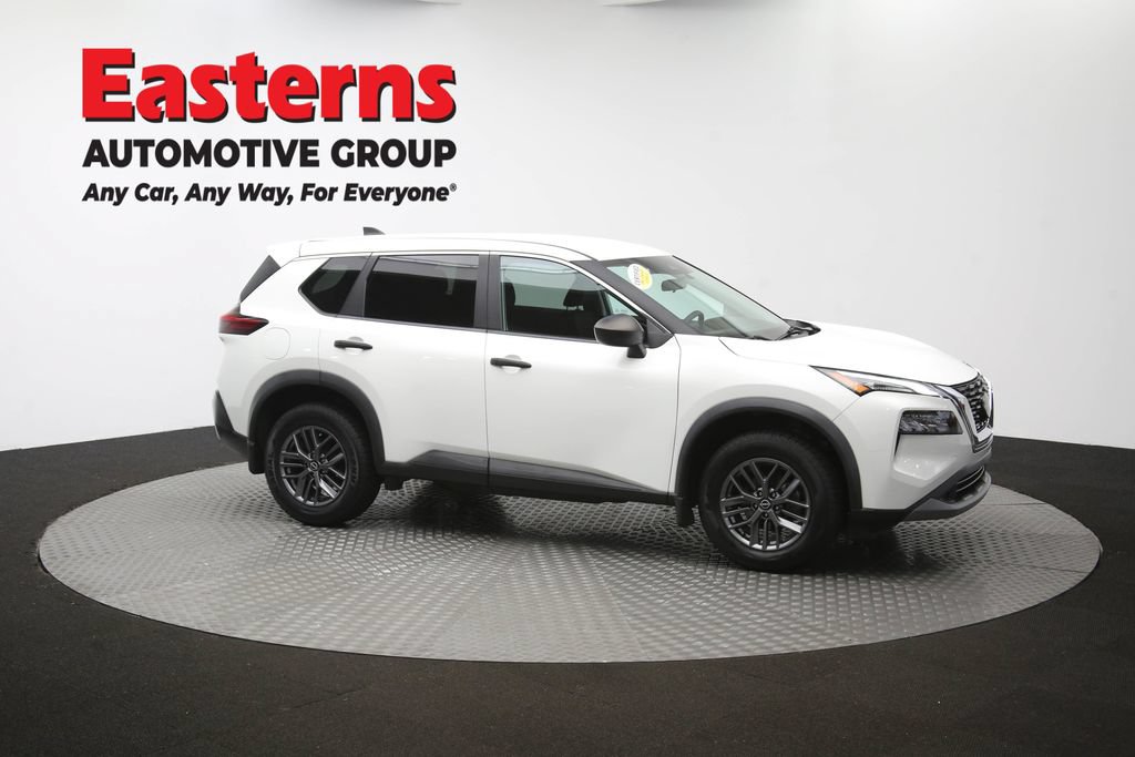 Used 2023 Nissan Rogue S AWD/4WD image 42