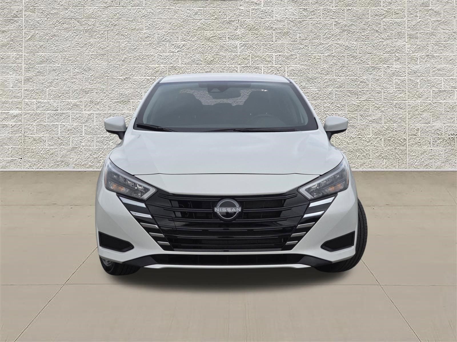 Used 2025 Nissan Versa SV w/ Trunk Package image 2