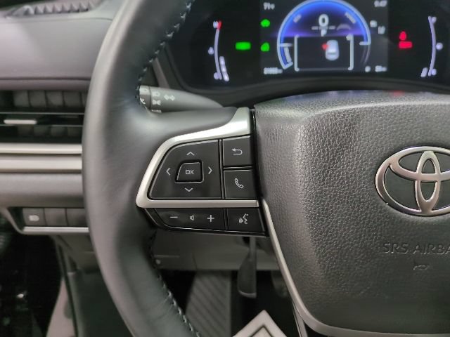 Used 2025 Toyota Grand Highlander AWD Hybrid image 26