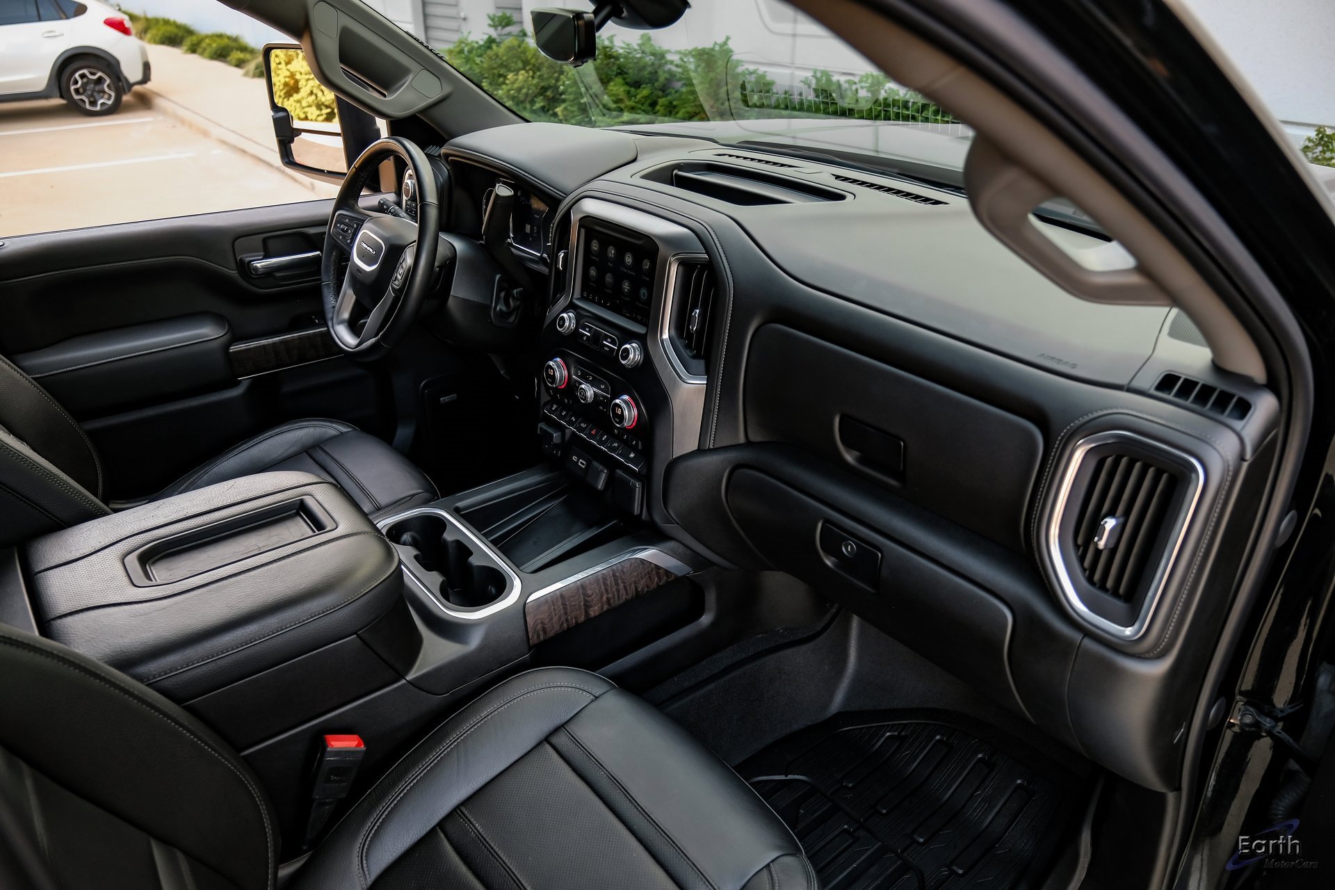 Used 2022 GMC Sierra 3500 Denali w/ Technology Package image 44