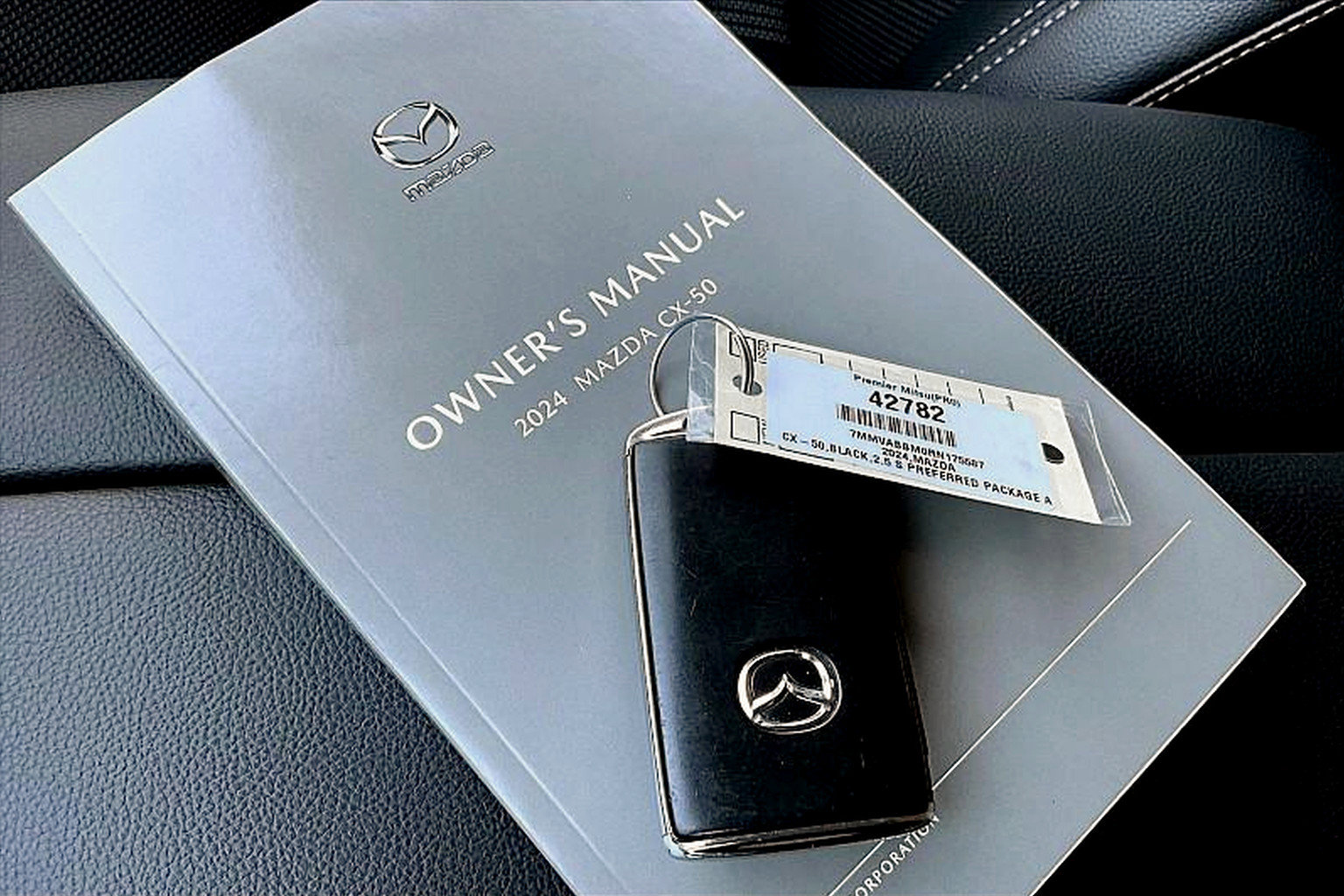 Used 2024 MAZDA CX-50 AWD 2.5 S w/ Preferred Package image 10