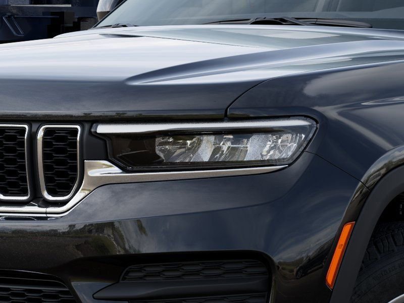 New 2026 Jeep Grand Cherokee Laredo X AWD/4WD image 11