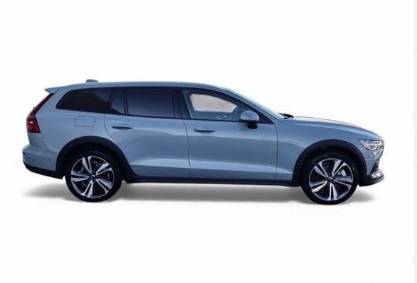 Certified 2025 Volvo V60 B5 Cross Country Plus image 3