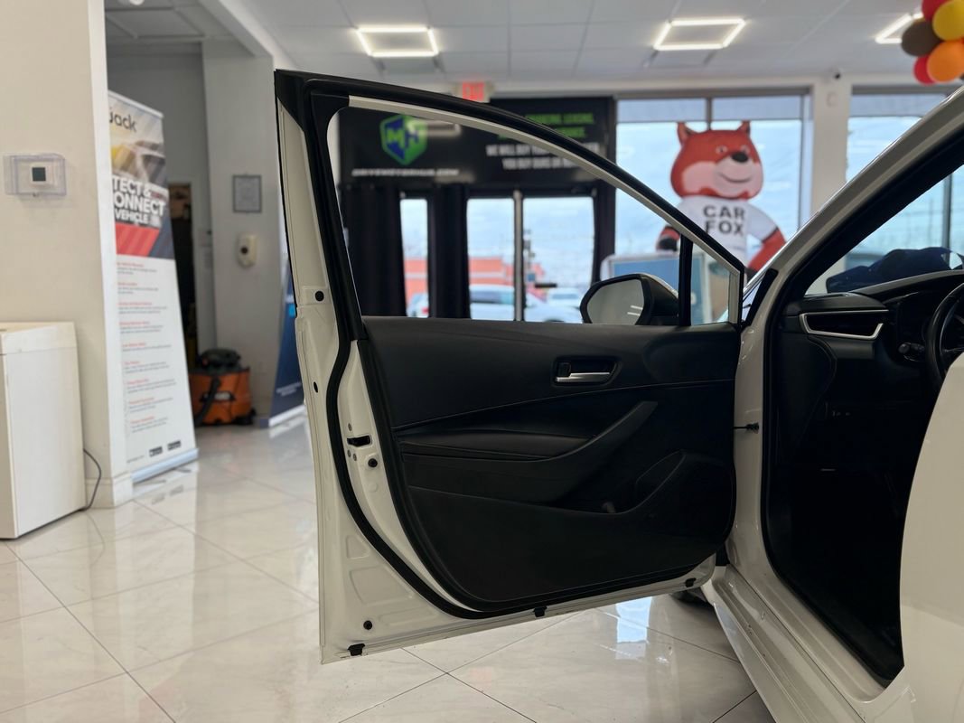 Used 2020 Toyota Corolla SE image 35