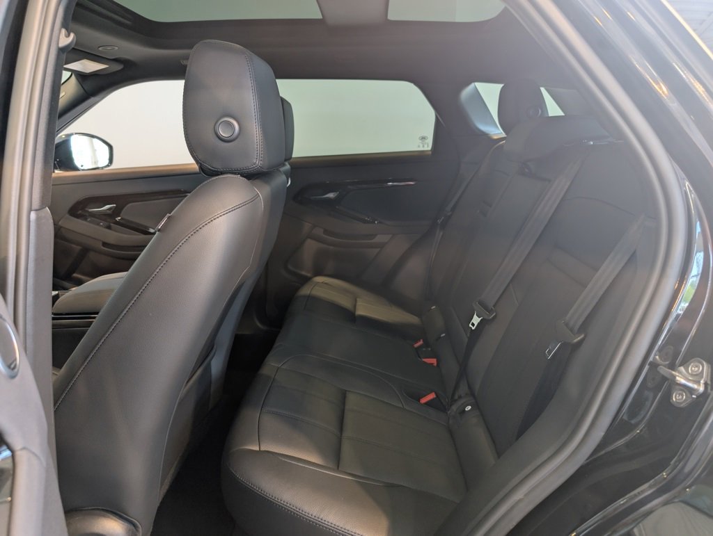Used 2025 Land Rover Range Rover Evoque S image 24