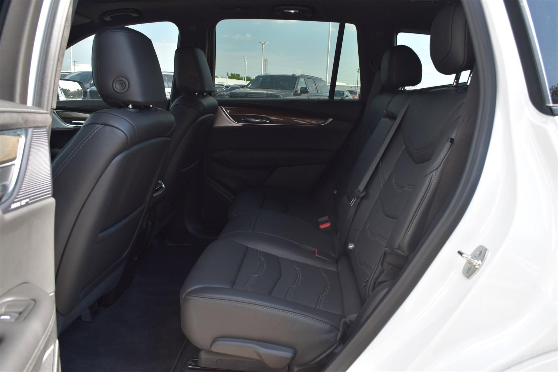 New 2025 Cadillac XT6 Sport w/ Platinum Package image 20