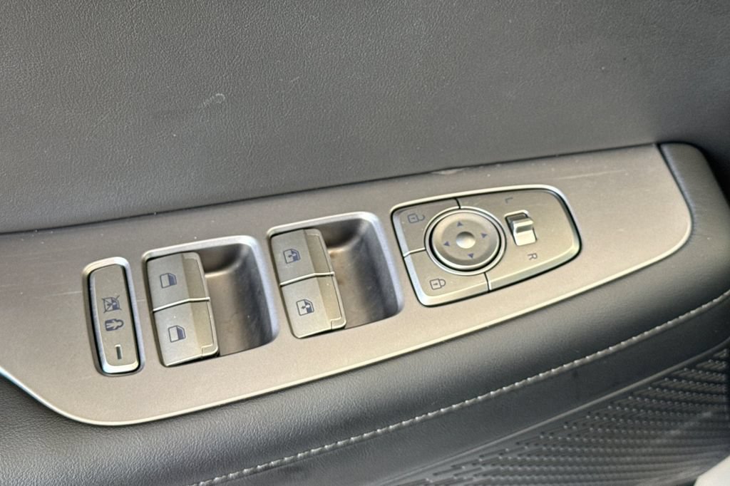 Used 2025 Hyundai Palisade SEL FWD image 15