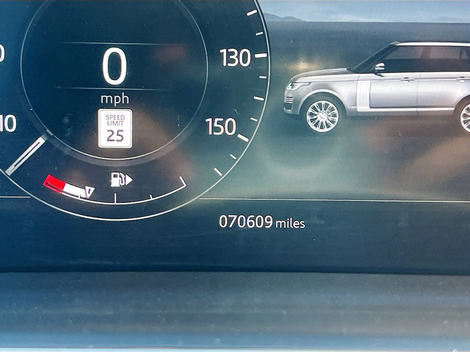 Used 2019 Land Rover Range Rover HSE AWD/4WD image 12