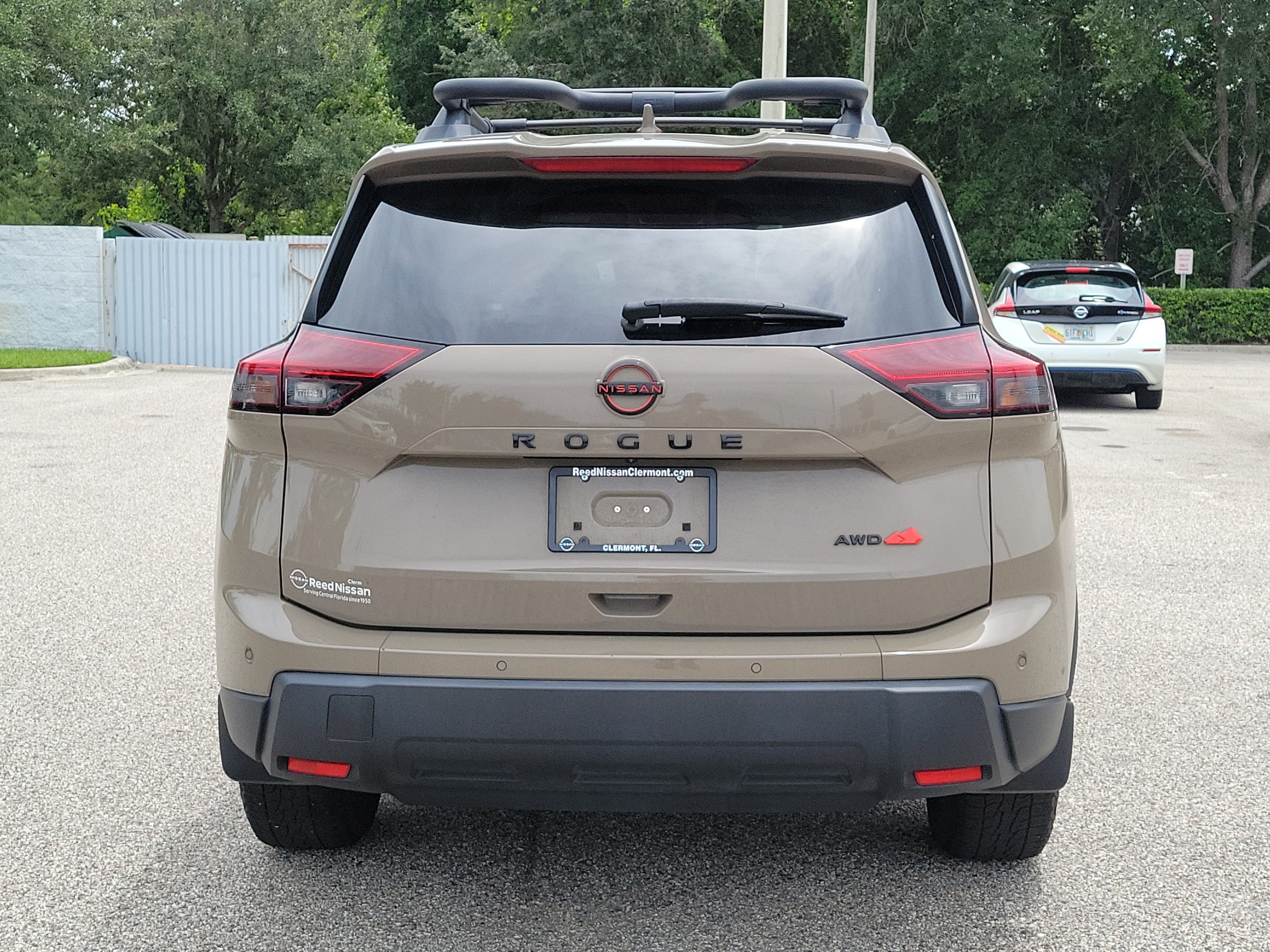 Certified 2025 Nissan Rogue SV AWD/4WD image 7
