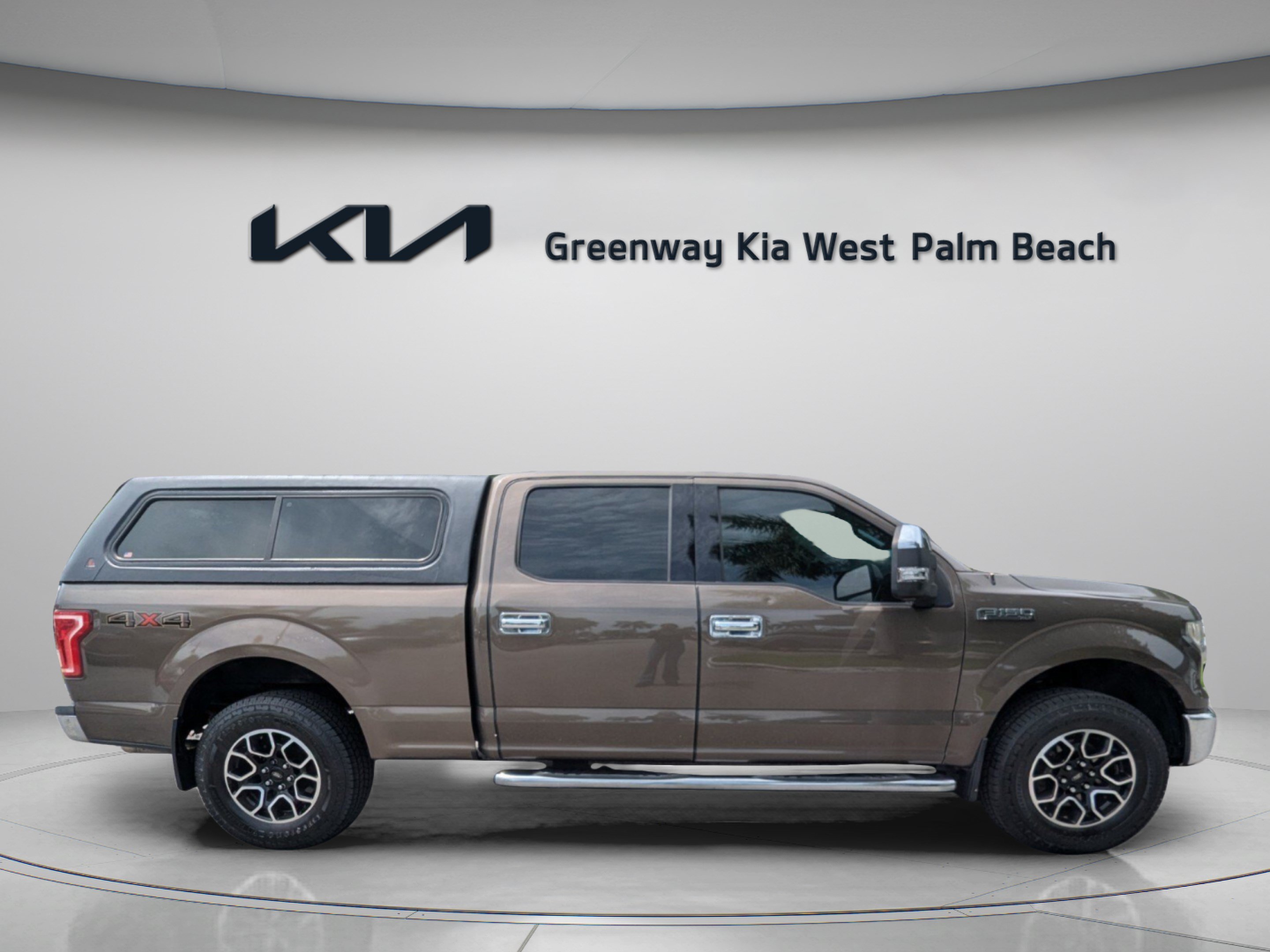 Used 2016 Ford F150 XLT w/ Trailer Tow Package AWD/4WD image 8