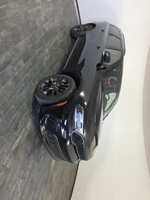 Used 2022 Dodge Durango R/T w/ Blacktop Package image 5