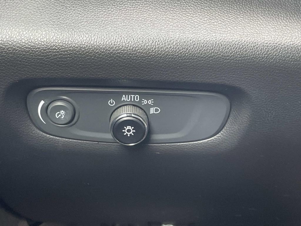 Used 2023 Chevrolet Traverse Premier w/ LPO, Floor Liner Package image 35