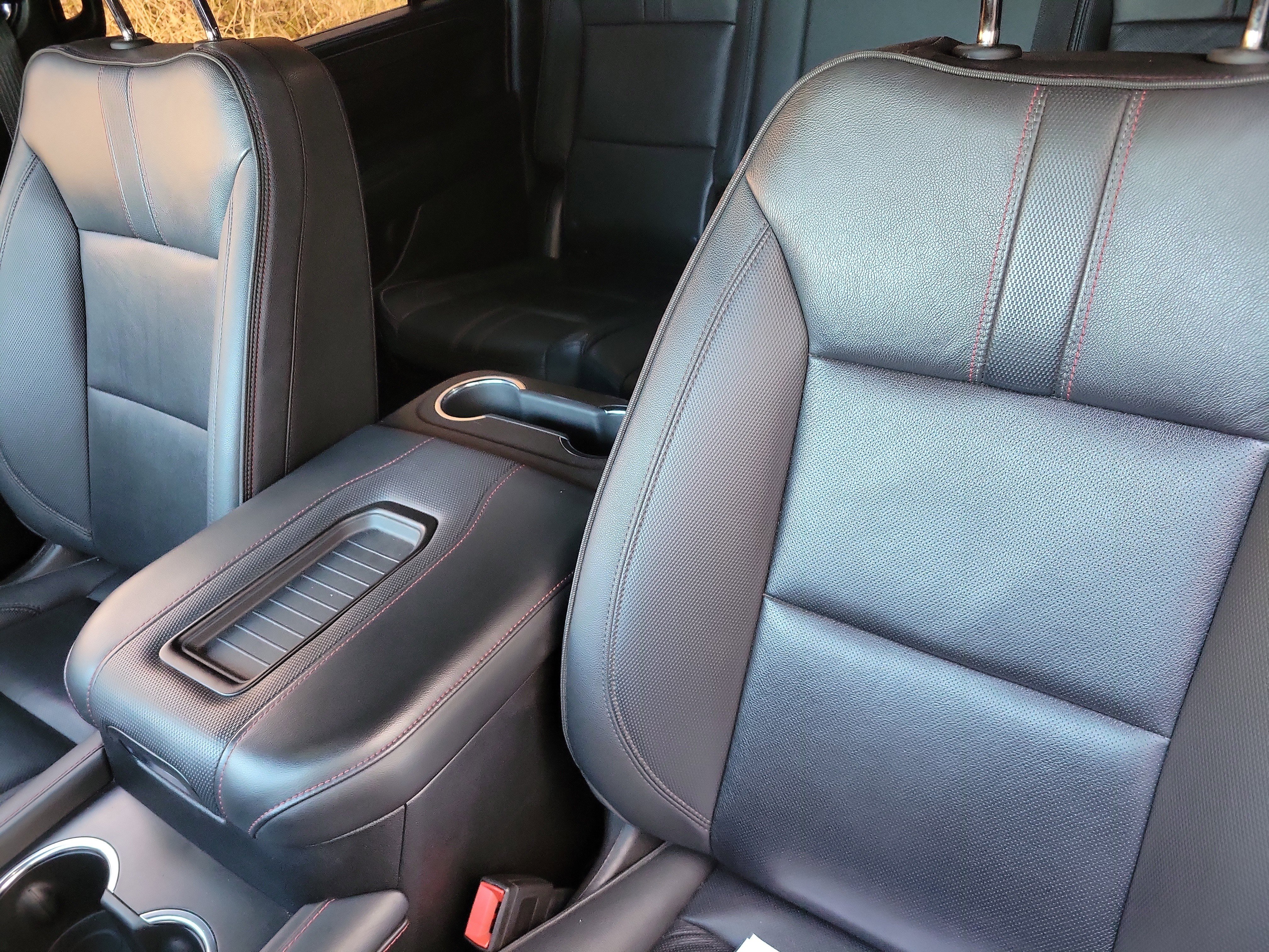 Used 2023 Chevrolet Suburban RST image 10