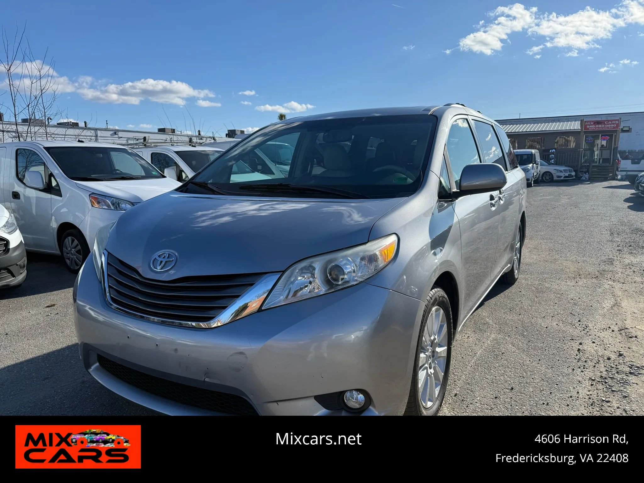Used 2012 Toyota Sienna XLE w/ Premium Pkg