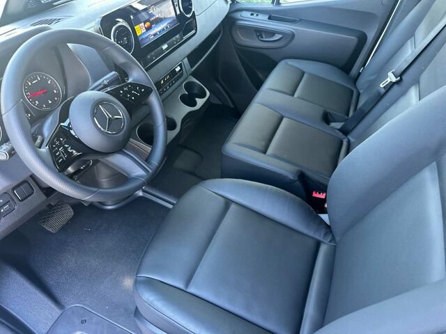 New 2026 Mercedes-Benz Sprinter 2500 image 10