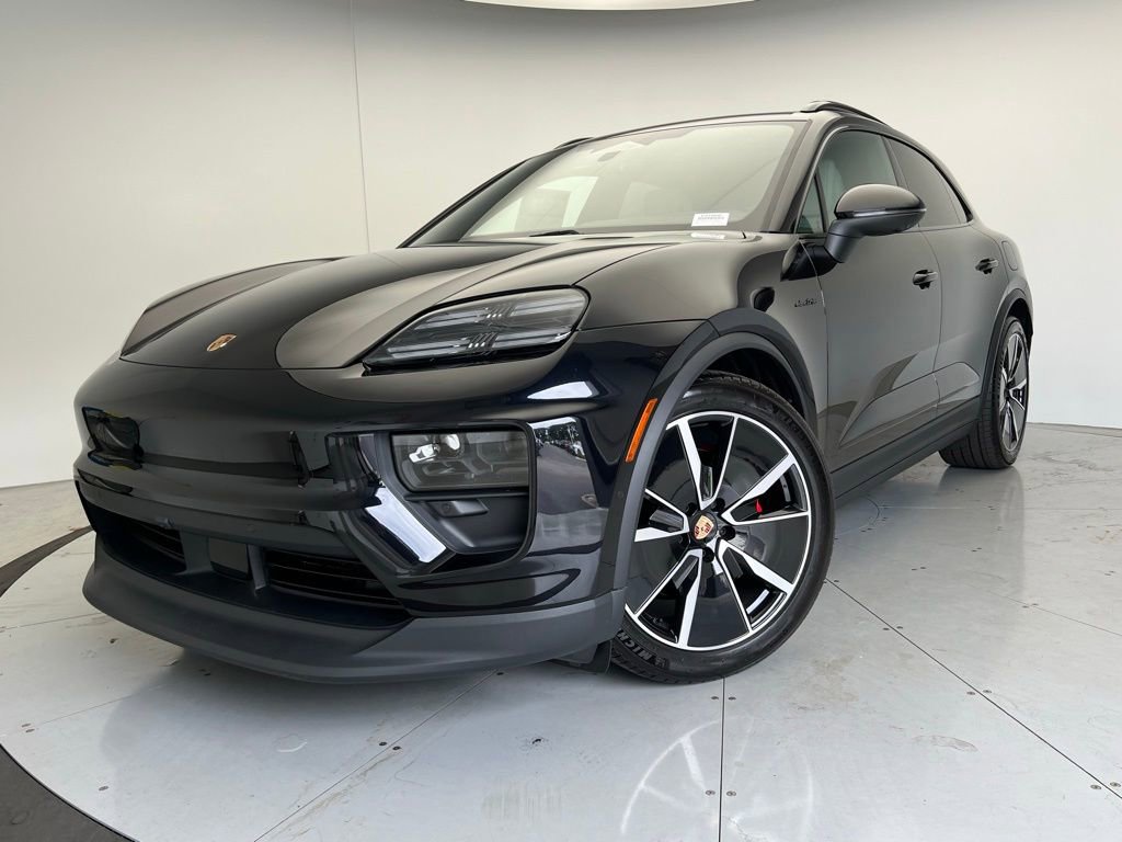 New 2025 Porsche Macan 4S Electric