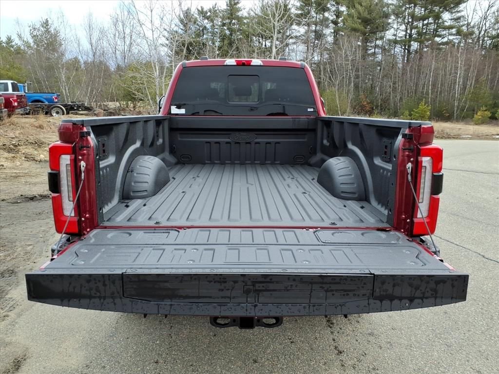 New 2026 Ford F350 Platinum w/ FX4 Off-Road Package image 8