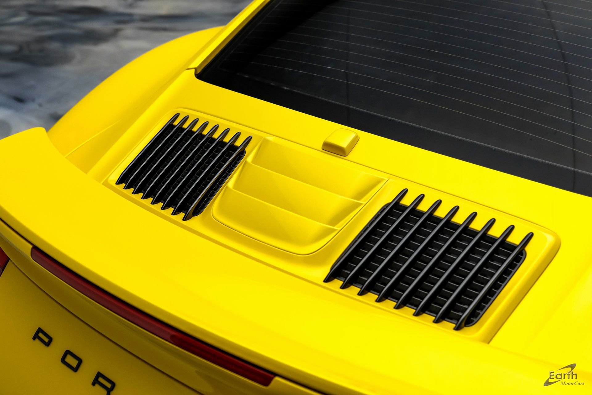 Used 2018 Porsche 911 Turbo S image 37