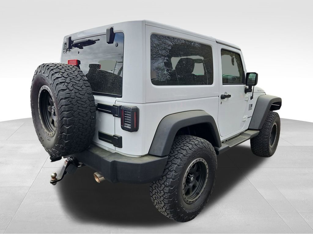 Used 2016 Jeep Wrangler Rubicon w/ Power Convenience Group image 5